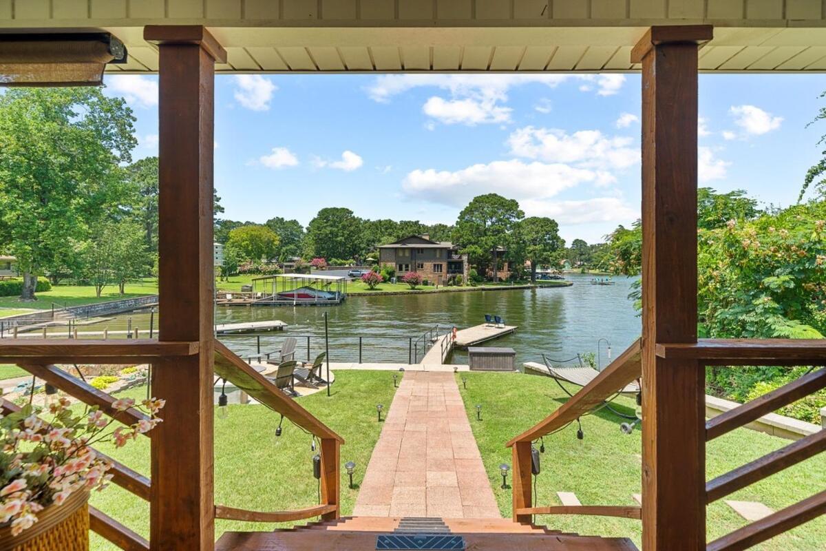 Steps To The Lake, Game Room & More! Sleeps 9 Lake Hamilton Dış mekan fotoğraf